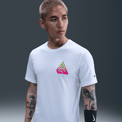 NIKE公式】ヤニス メンズ バスケットボール Tシャツ.オンライン